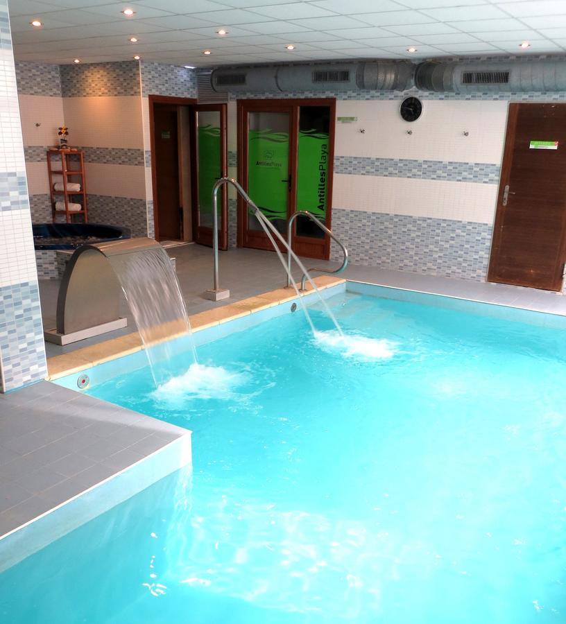 Apartamentos Rurales & Spa Antilles Playa Llanes Bagian luar foto